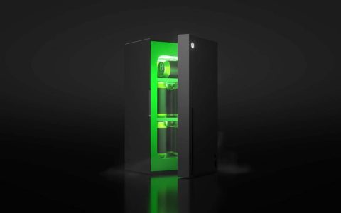 Xbox Series X: il mini frigo è andato sold-out da GameStop