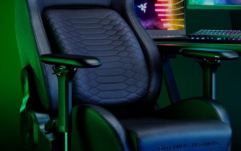 Qualità e comfort: la sedia da gaming Razer Iskur in offerta lampo (e sfiora il minimo storico)