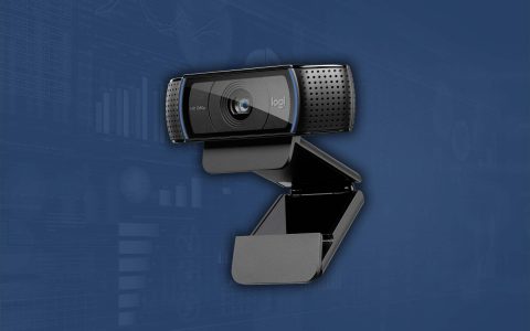 Logitech C920: webcam FullHD per Streaming in offerta su Amazon (-29%)