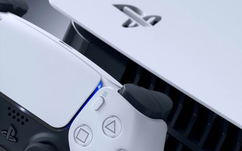 PlayStation 5, nuove scorte oggi da GameStop: i dettagli